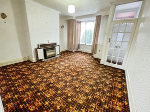 Lounge- click for photo gallery